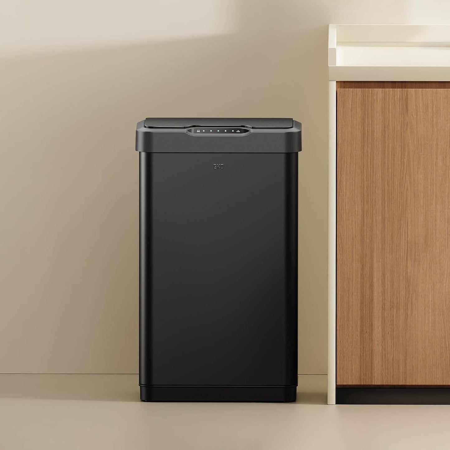 EKO - Mirage - Cubo Sensor 50 L Negro